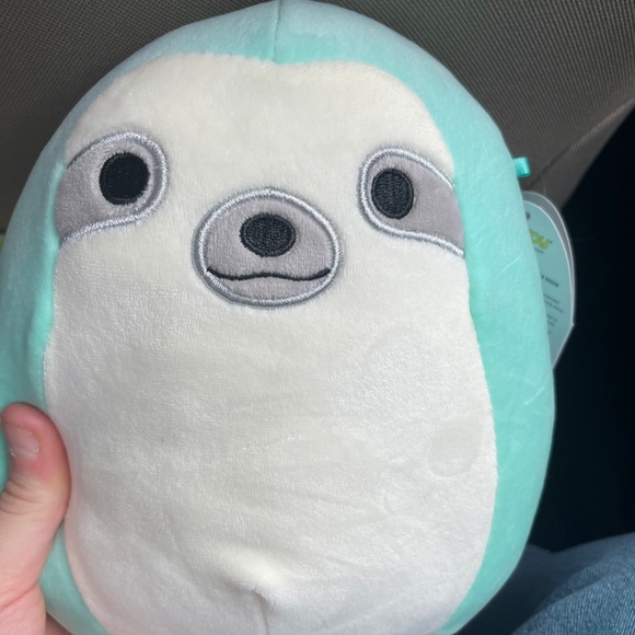 Aqua the Sloth Squishmallow (7”) - Picture 2 of 4